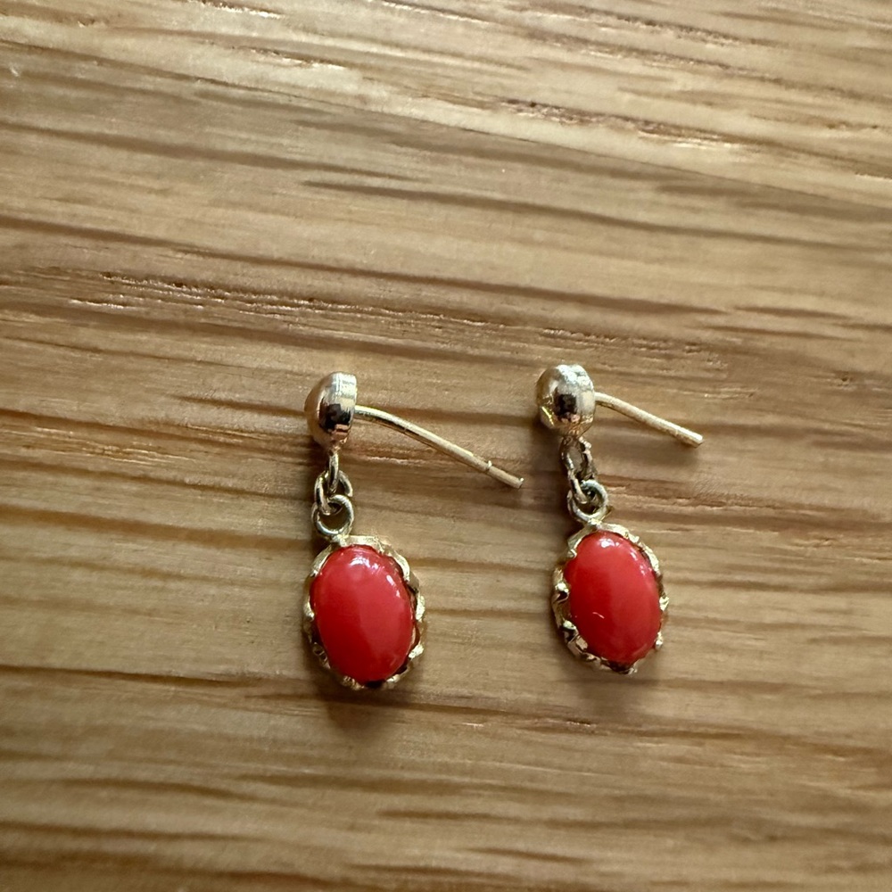 Chic Gold and Orange Red Drop Earrings